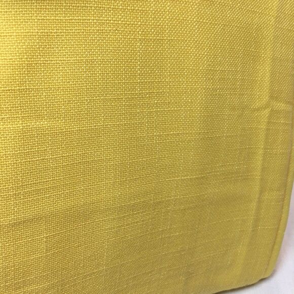 Laura Ashley Esme Tablecloth Lemon Drop Yellow 60”x120”  NWT For 10-12 People